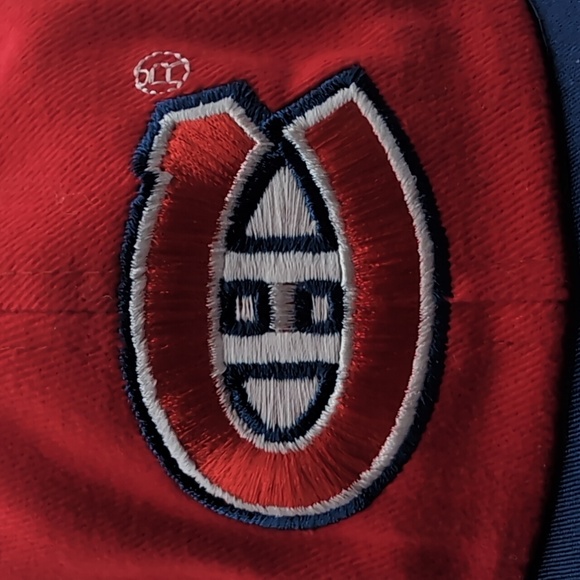 Starter| Vintage Blue and Red Montreal Canadians Sports Cap Green Brim - Picture 2 of 13